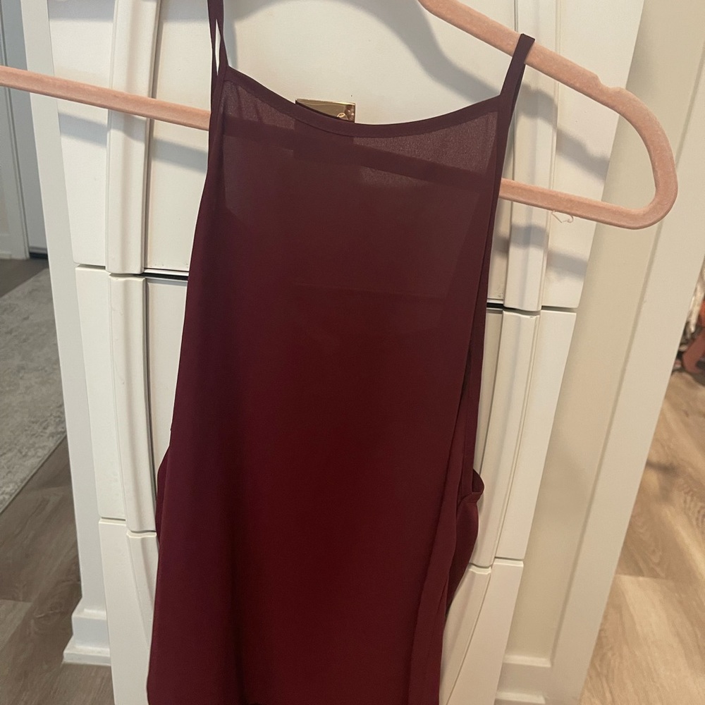 maroon tank